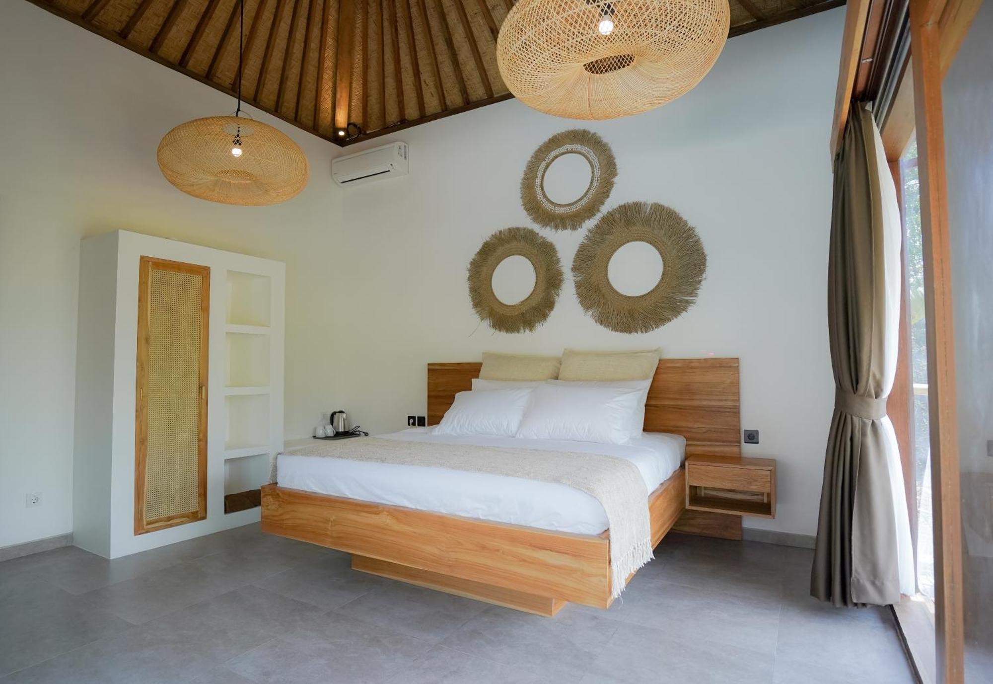 Petra Bianca Uluwatu (Bali)